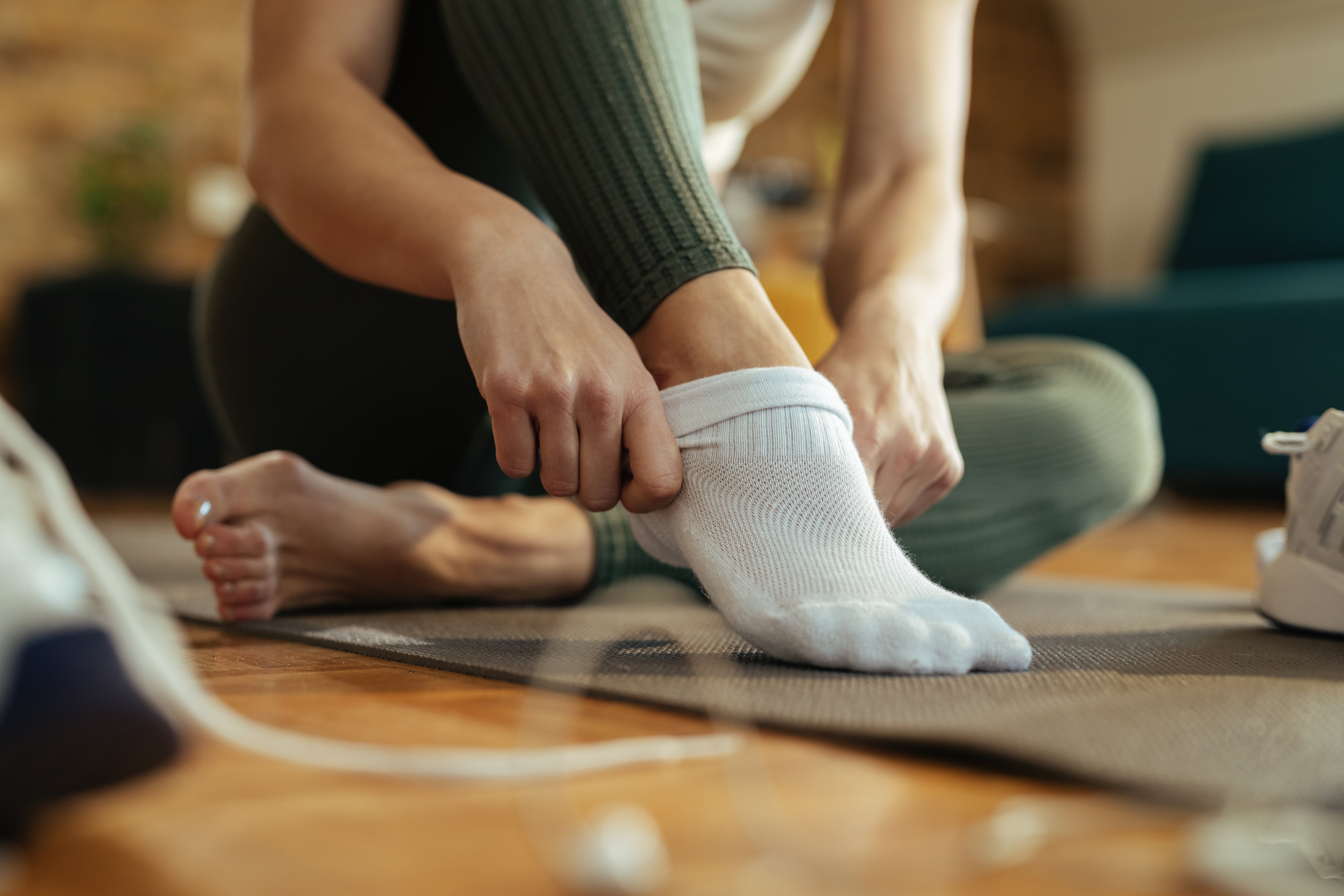 Benefits of Compression Socks: Improve Circulation, Reduce Fatigue & Support Everyday Comfort