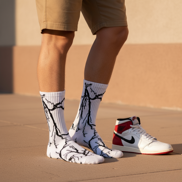 LIGHTNING EDITION- WHITE - BLACK LIGHT