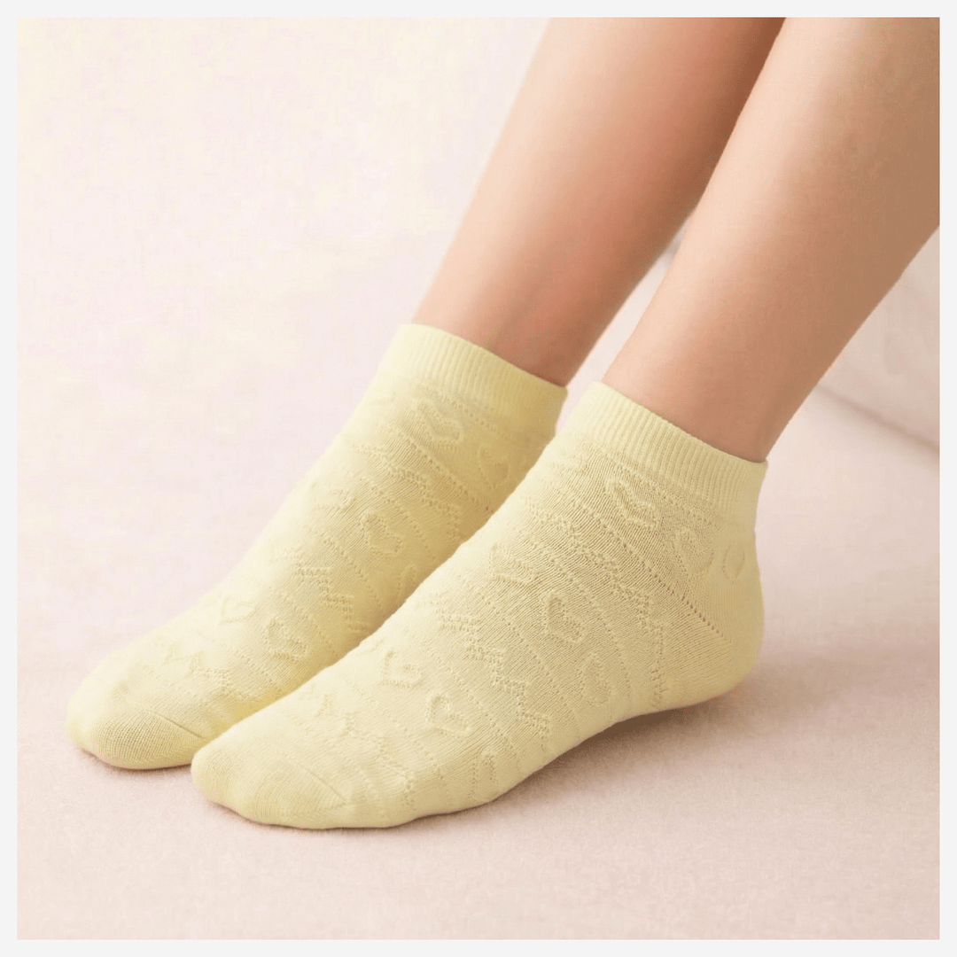 -Sockscarving Heartstrings Edition-