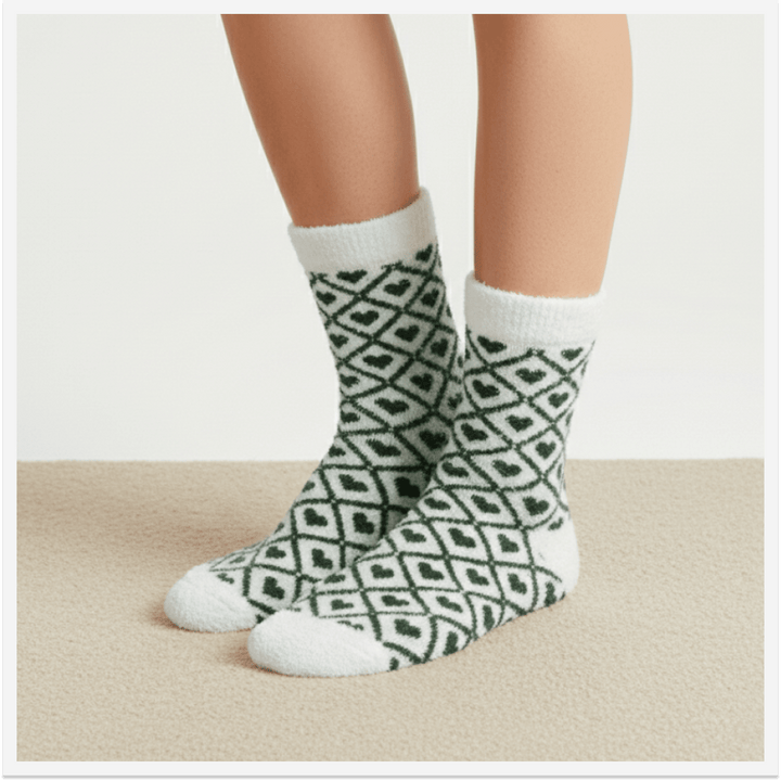 -Heart Glory Green Furry Socks-