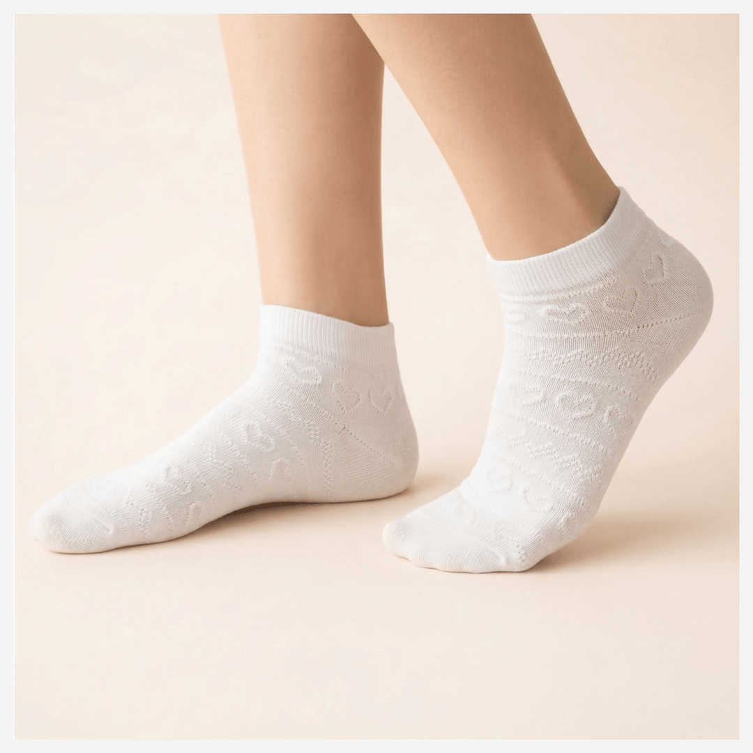 -Sockscarving Heartstrings Edition-