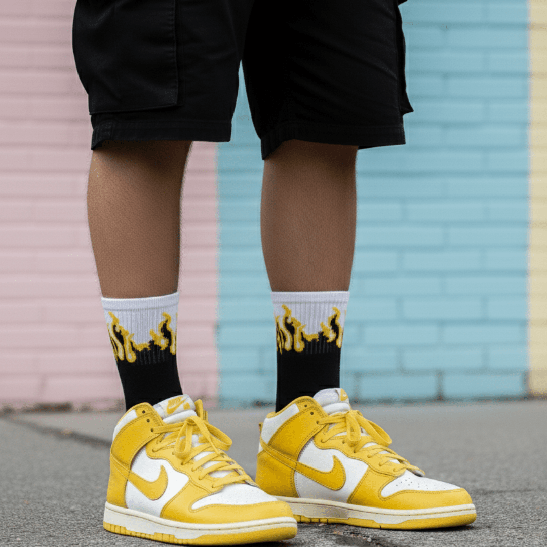 -FIRE SOCKS - BLACK/WHITE - YELLOW FLAMES-