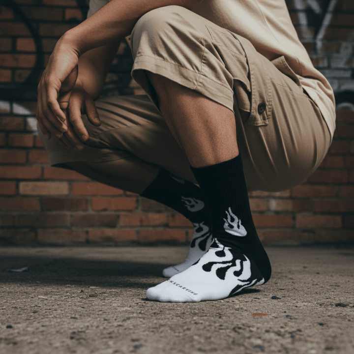 -FLAME RUNNER SOCKS - BLACK/WHITE-