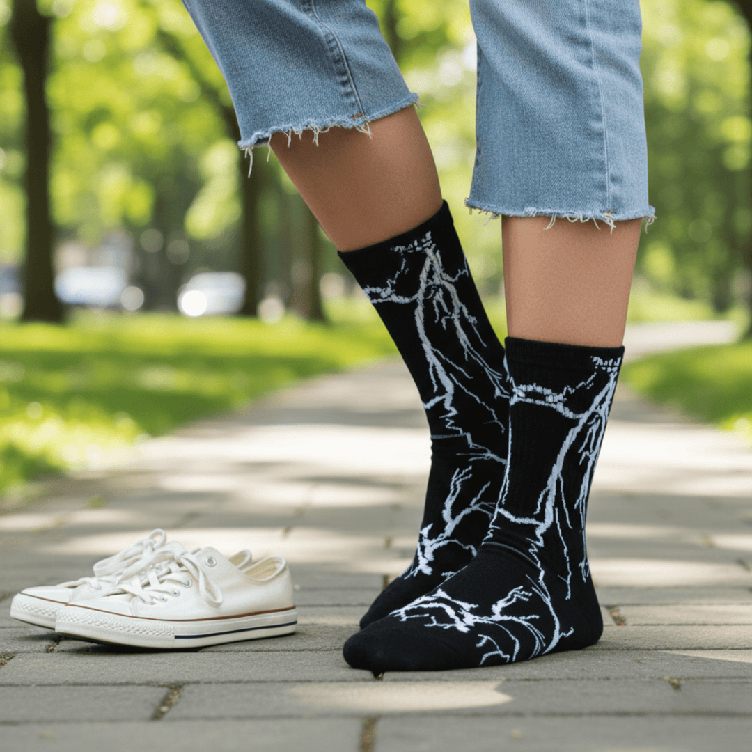 -LIGHTNING SOCKS- BLACK - WHITE LIGHT-