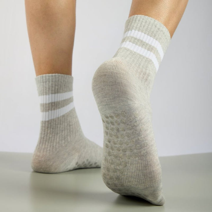 Grip Socks for Yoga, Gym & Sports | Anti-Slip Silicon Sole | Sockscarving