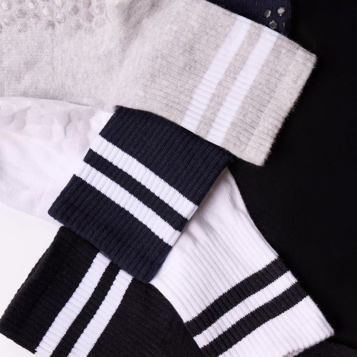 Grip Socks for Yoga, Gym & Sports | Anti-Slip Silicon Sole | Sockscarving