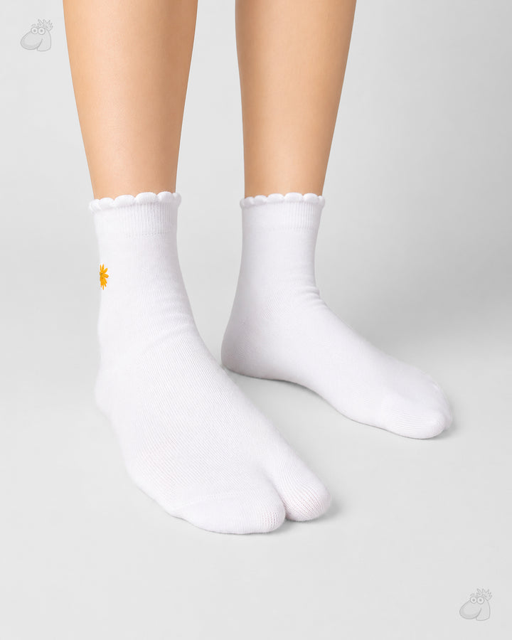 Samarth Collection - White Sunflower, Handcrafted Socks