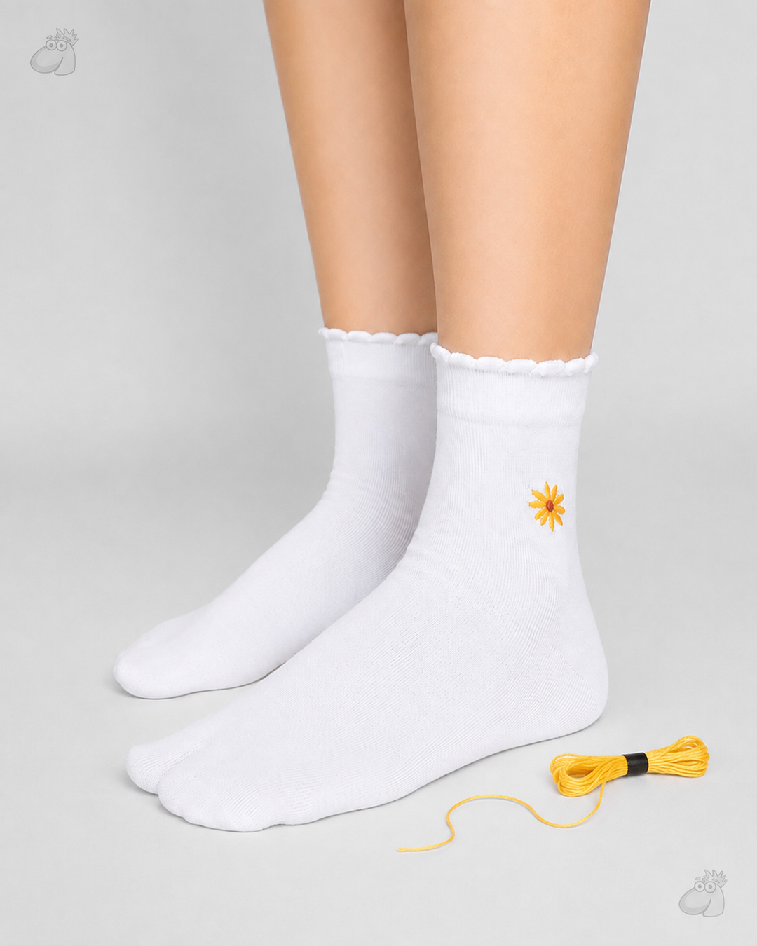 Samarth Collection - White Sunflower, Handcrafted Socks