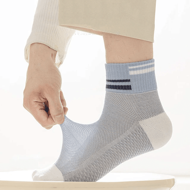 Multicolour Crew Socks Pack – Stretch Edition Sockscarving