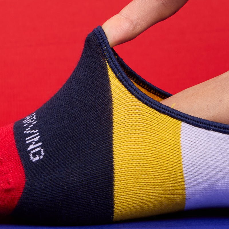 -CLASSY LOAFER SOCKS-