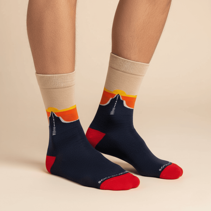 Anti-odor sweat-wicking full-length socks
-Wandersocks Socks- Highway-